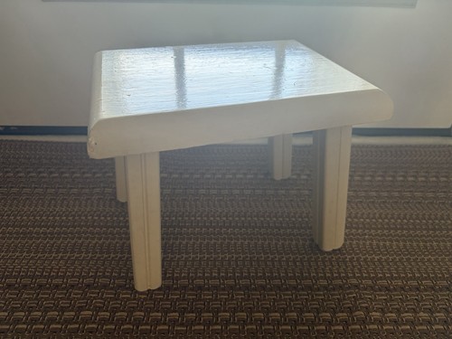 Solid wood painted - painted, milk